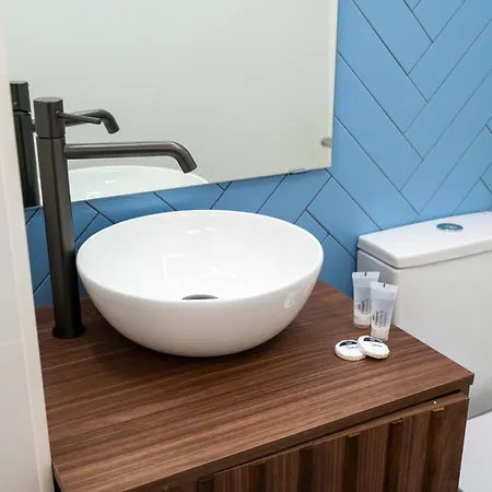 Tiendas 26 Πανσιόν *