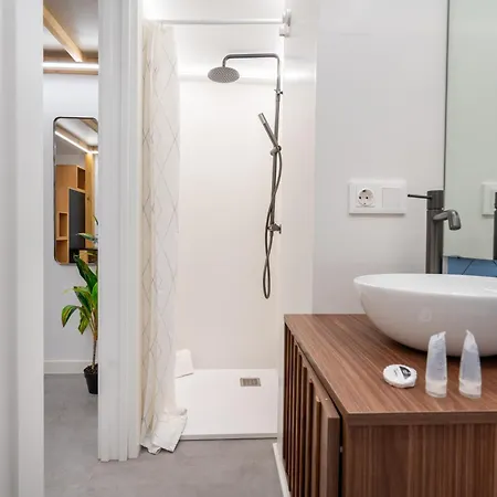 Πανσιόν Tiendas 26 *